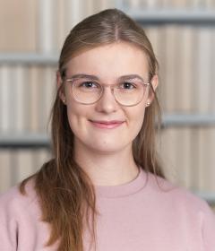 Nora Görzen
