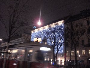 Anblick einer traditionellen Wiener Stadtbahn